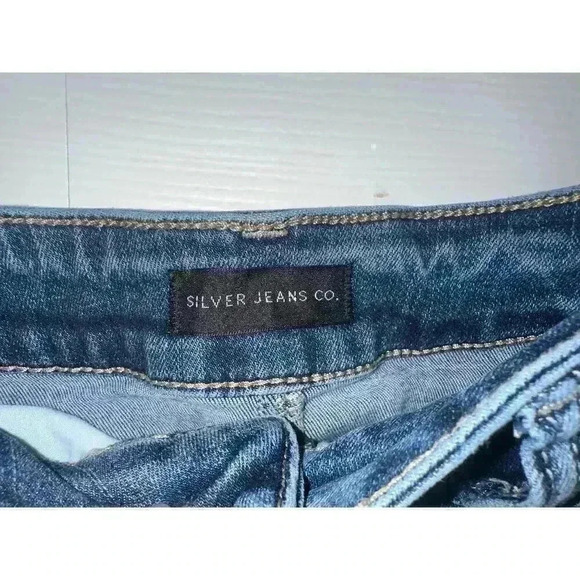 Silver Jeans Co Boyfriend Jeans - Picture 3 of 3